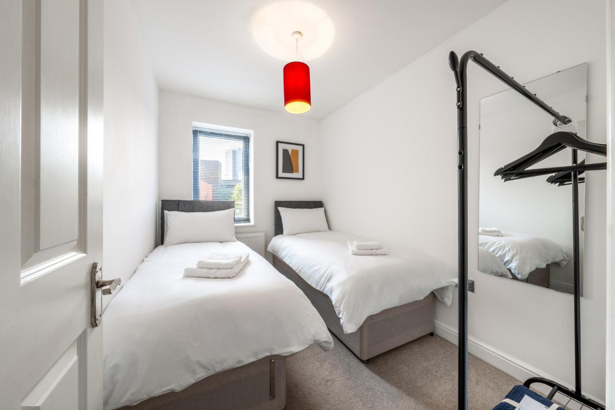 Central Watford Retreat By Hampton - Ideal For Contractors & Leisure Guests Leilighet Eksteriør bilde